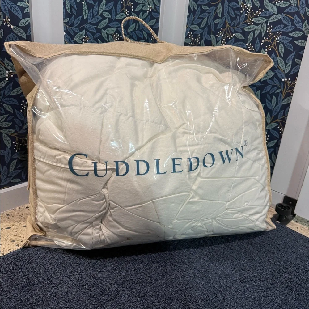 Cuddledown brand size